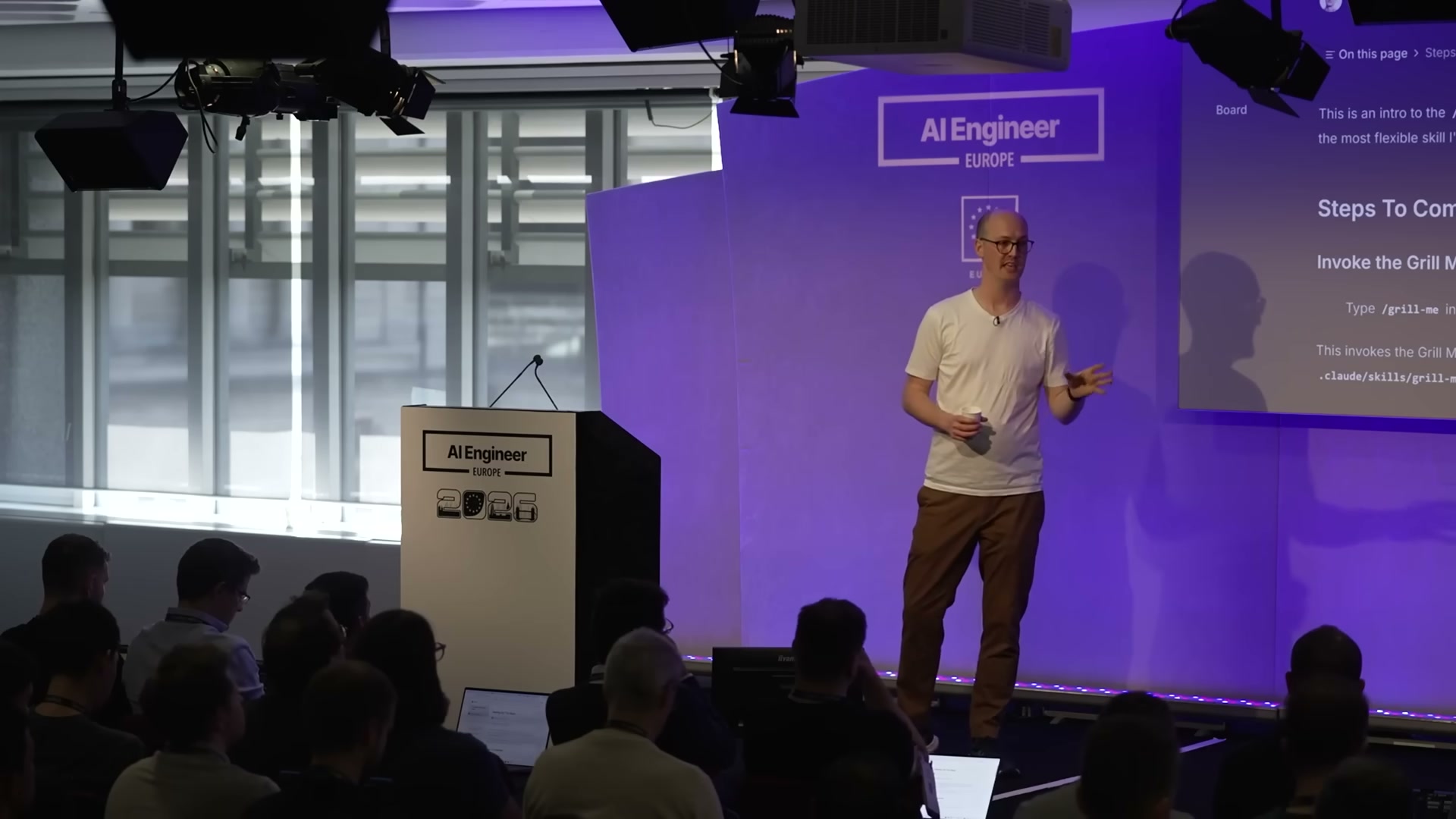Matt Pocock 在 AI Engineer Europe 2026 舞台上